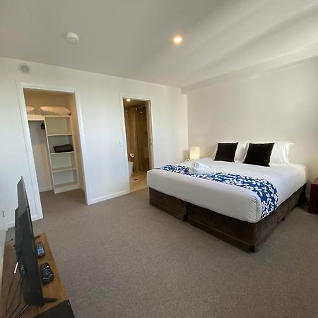 Serenity Surfers Paradise Gold Coast Exterior foto